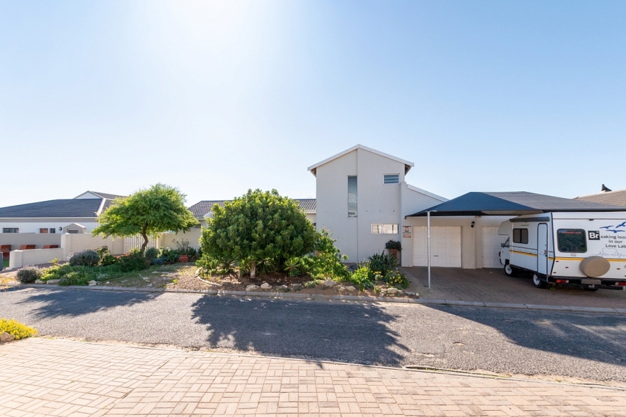 3 Bedroom Property for Sale in Country Club Western Cape